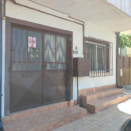 Hostel Emy Camere Cu Baie Proprie Aproape De Plaja 3 Papuci Constança Exterior foto